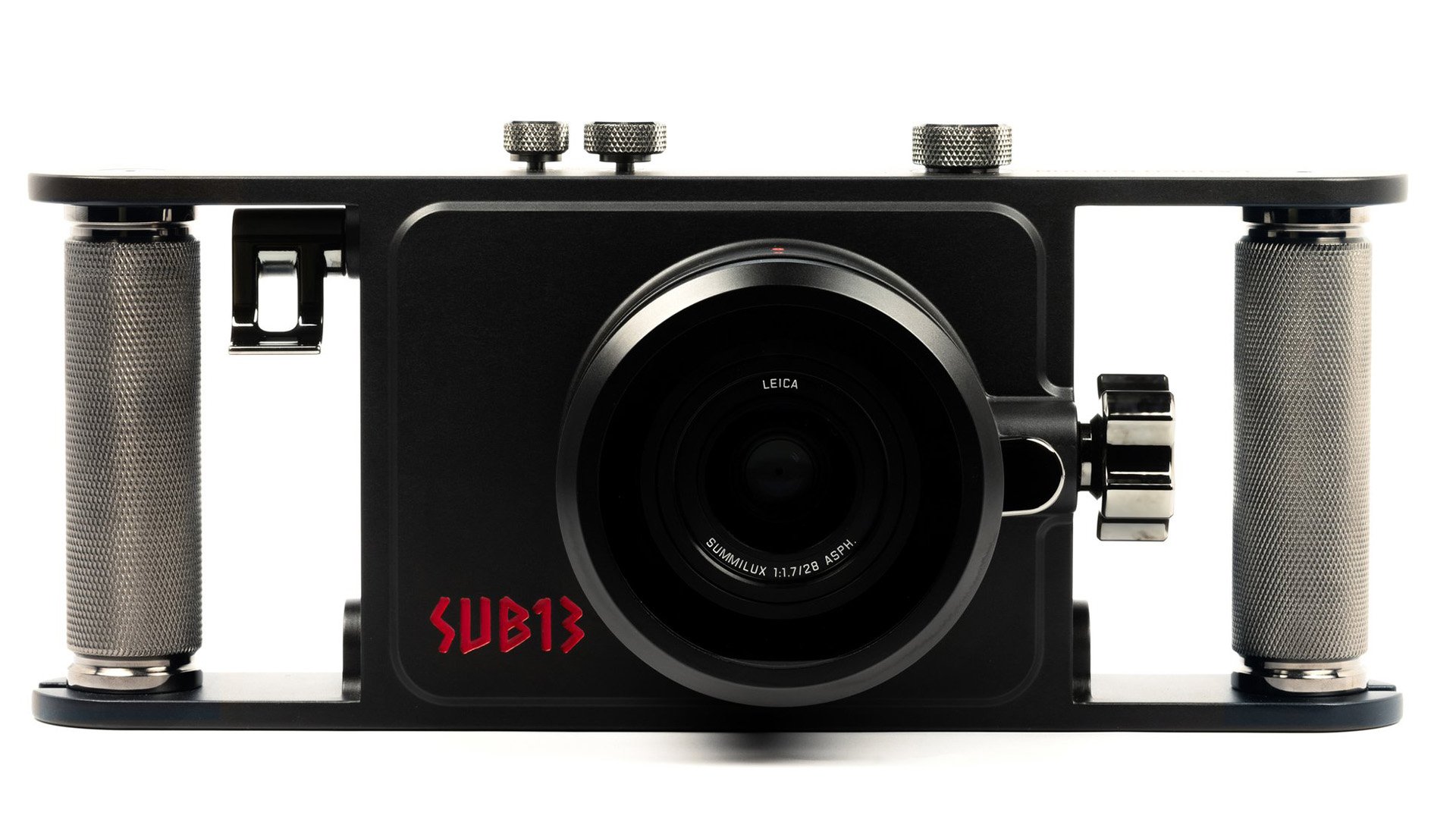 This housing lets you use a Leica Q3 underwater thumbnail